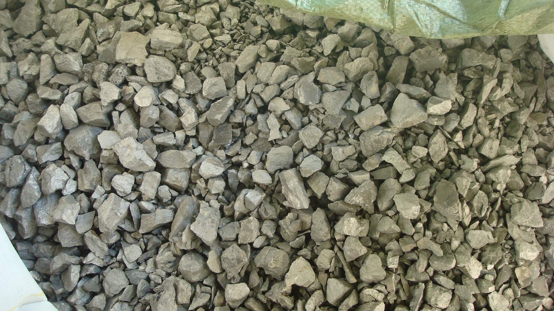Rare earth ferro silicon